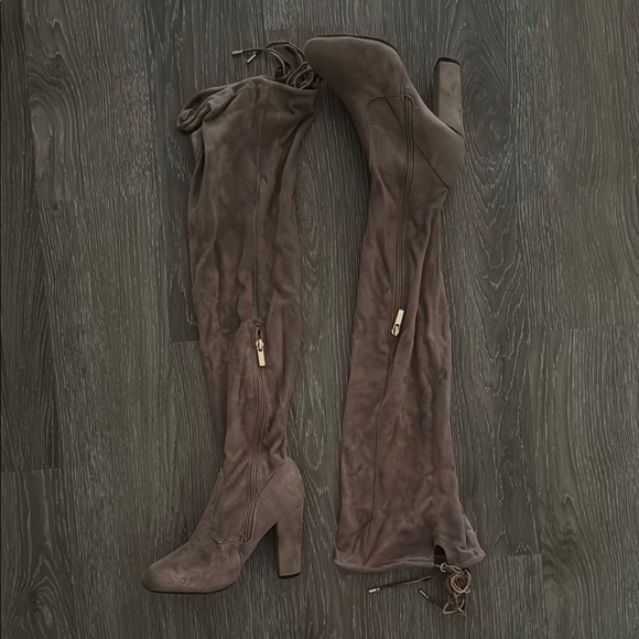 Elegant Brown Over-the-Knee Boots - Picture 1 of 3